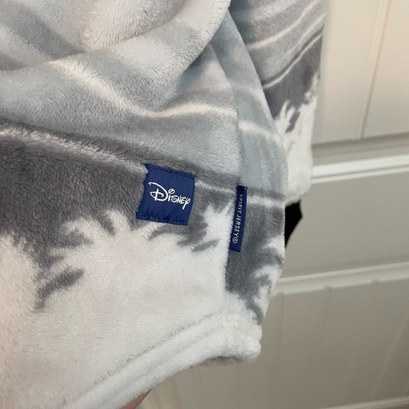 Disneyland Castle Spirit Jersey 2023 Sherpa fleece black white size XXL - Picture 5 of 6